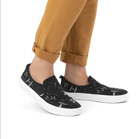 Star Wars x TOMS - Travel Light Slip-on Sneakers - Picture 12 of 12